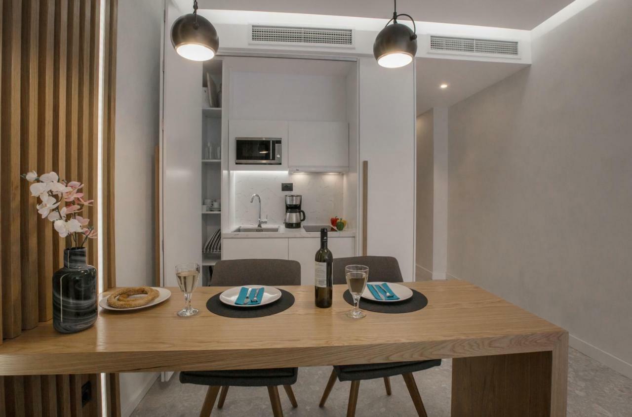 Nikis Suites Syntagma-Plaka By Ghh Atenas Exterior foto